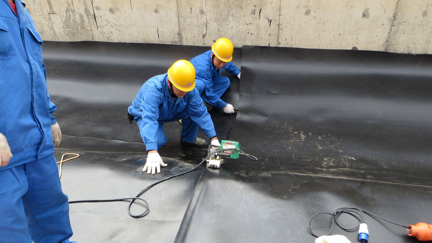 原州区黄铎堡镇高效节灌工程-蓄水池防渗